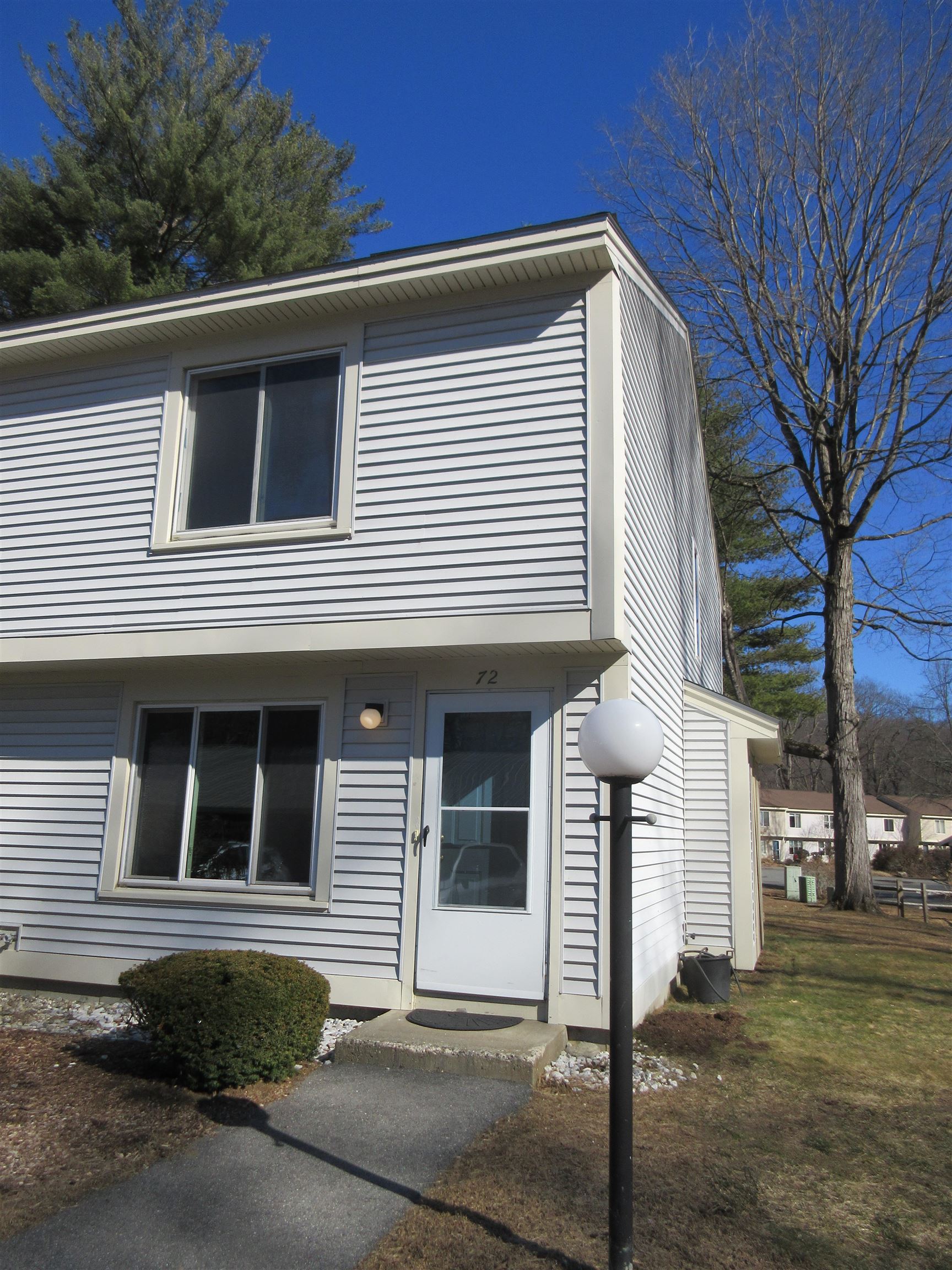 72 Morningside Cmns Brattleboro, VT 05301 - Photo 2 of 50