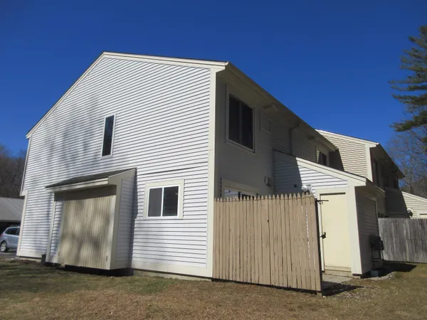 $244,900 | 72 Morningside Cmns, Brattleboro, VT 05301