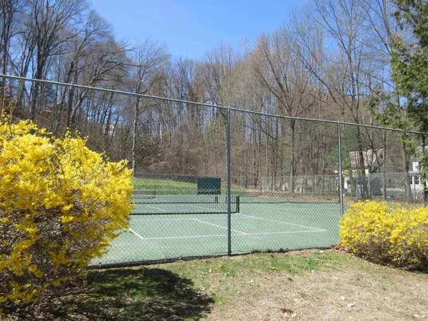 $244,900 | 72 Morningside Cmns, Brattleboro, VT 05301