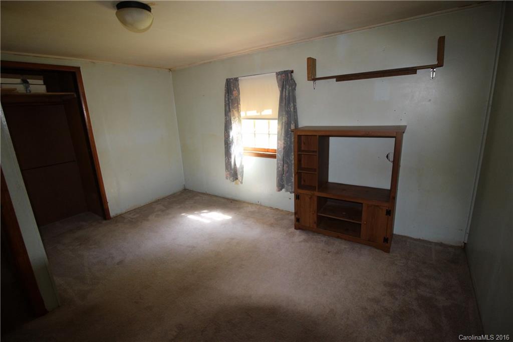 46 English Road, Unit 3 Candler, NC 28715 - Photo 12 of 17 Gallery Image 12