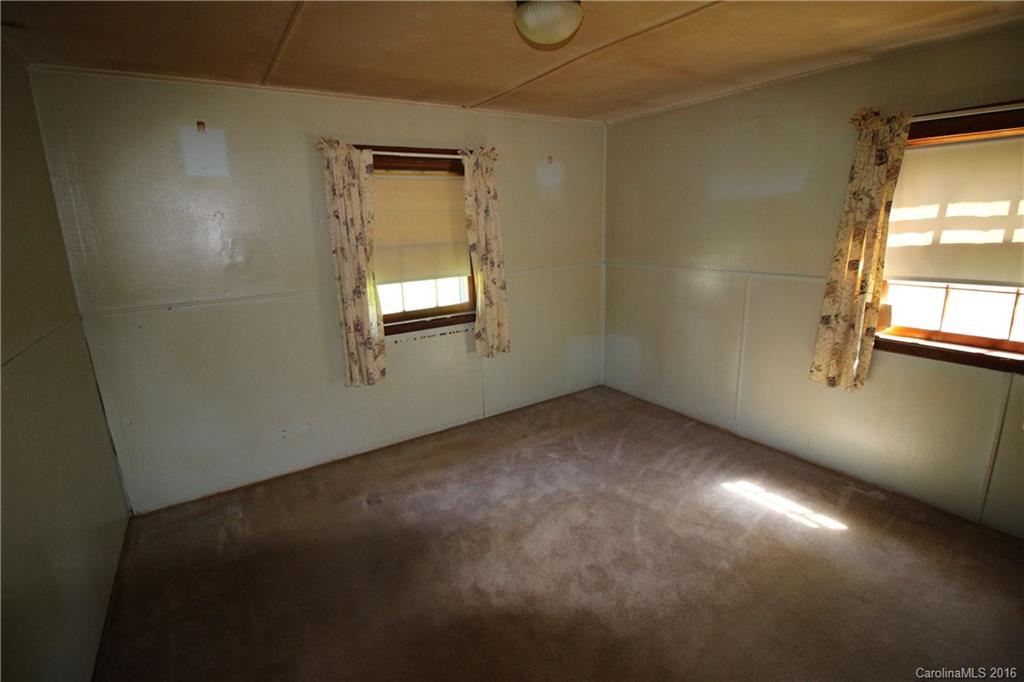 46 English Road, Unit 3 Candler, NC 28715 - Photo 13 of 17 Gallery Image 13