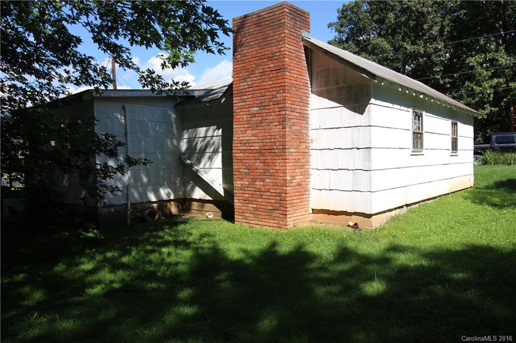 46 English Road, Unit 3 Candler, NC 28715 - Photo 4 of 17 Gallery Image 4