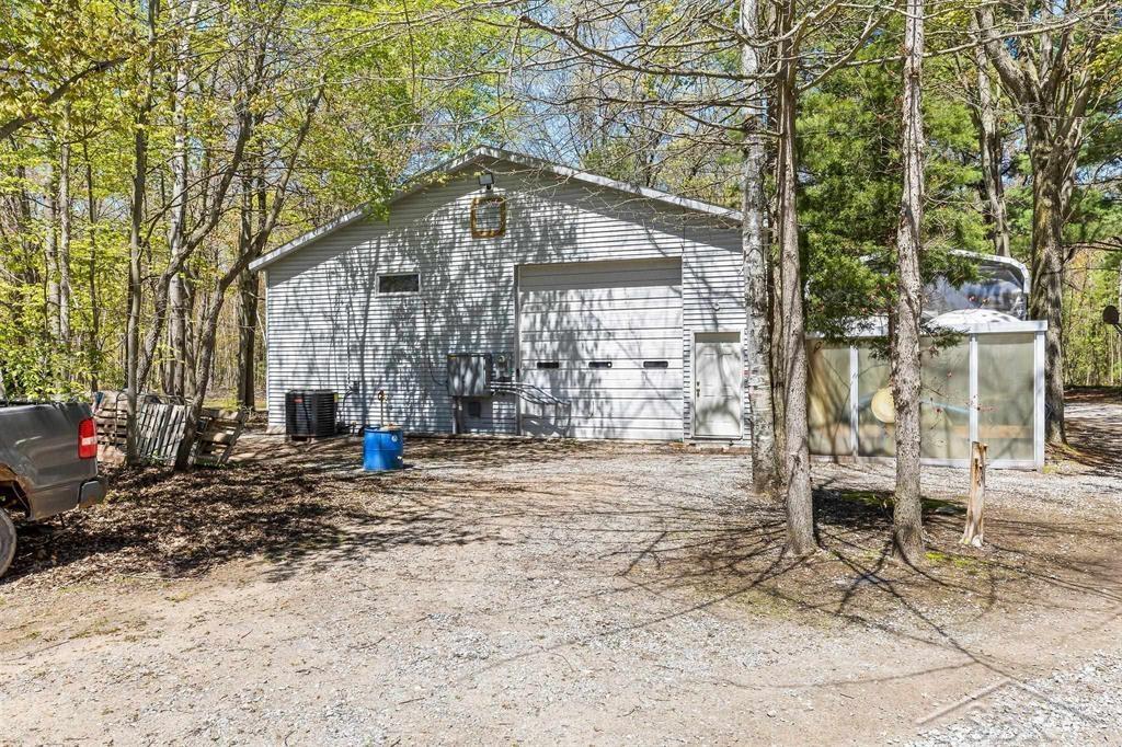 3901 East Monroe Road Midland, MI 48642 - Photo 2 of 30