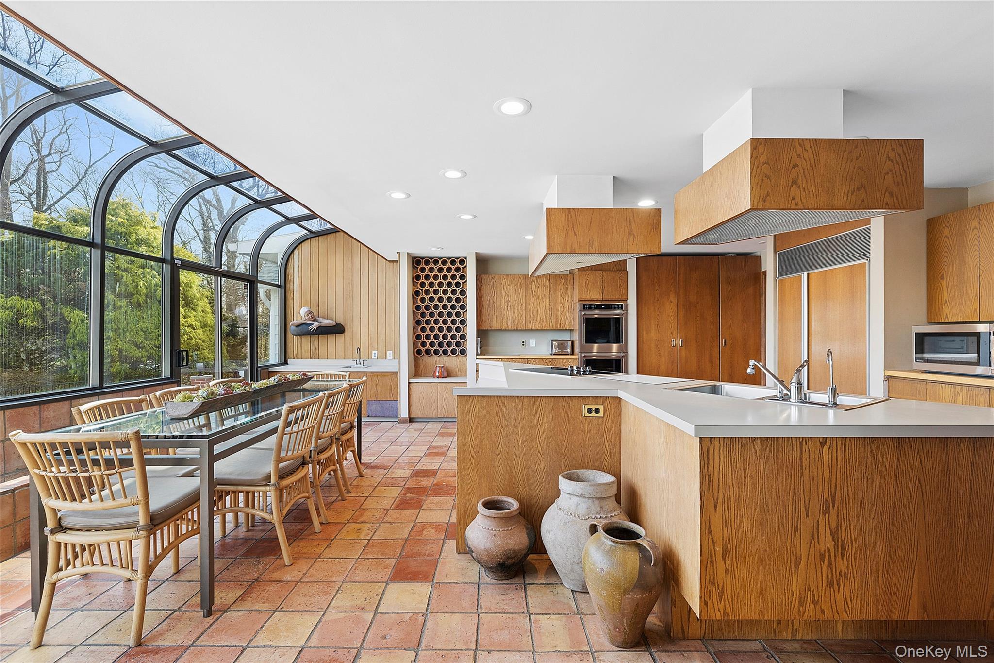 45 SE Road Sands Point, NY 11050 - Photo 11 of 36