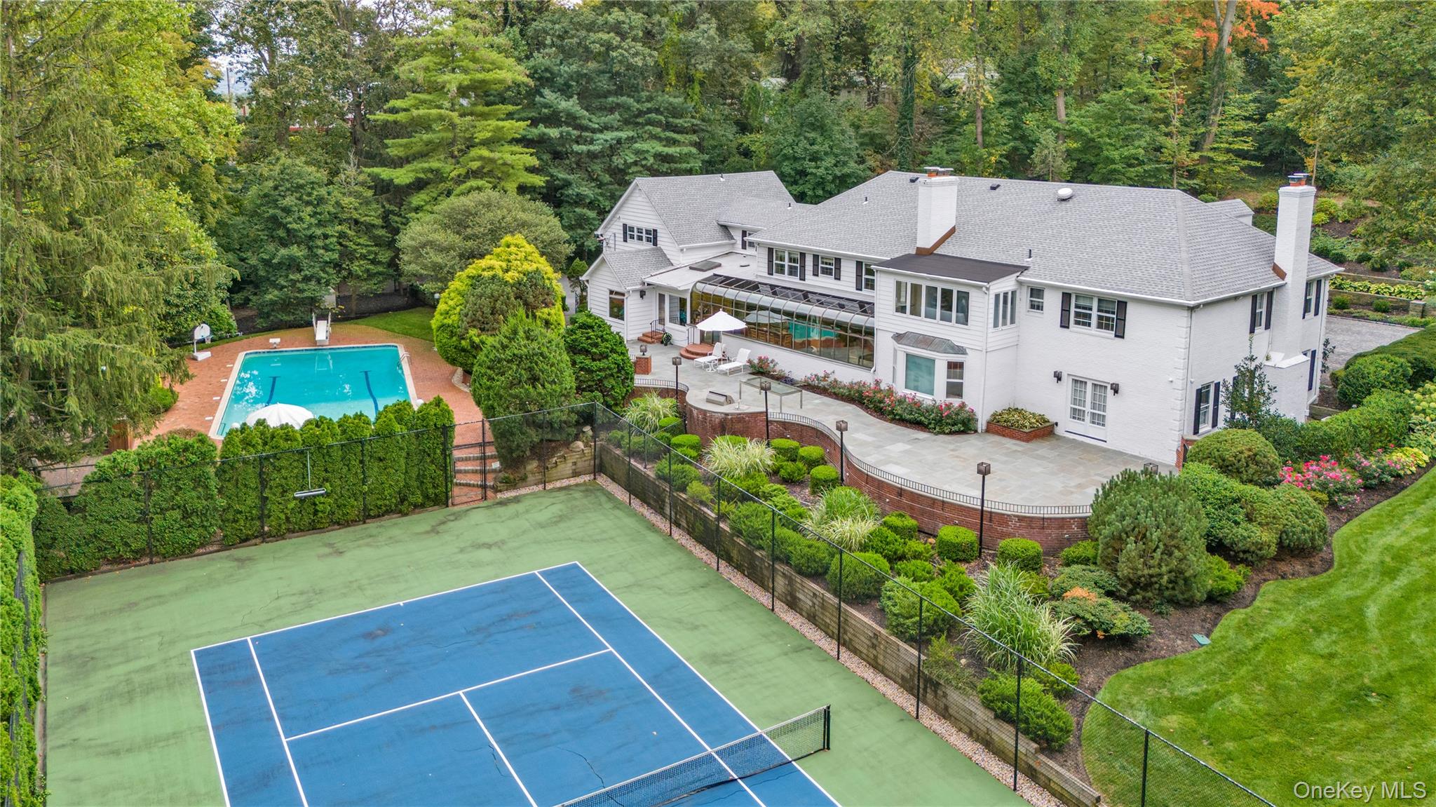 45 SE Road Sands Point, NY 11050 - Photo 26 of 36 an aerial view of a house