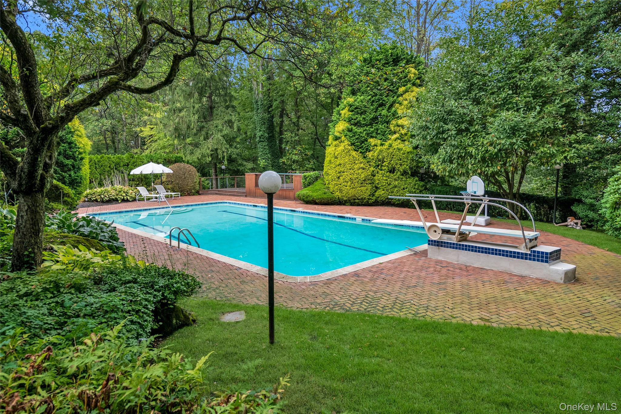 45 SE Road Sands Point, NY 11050 - Photo 32 of 36