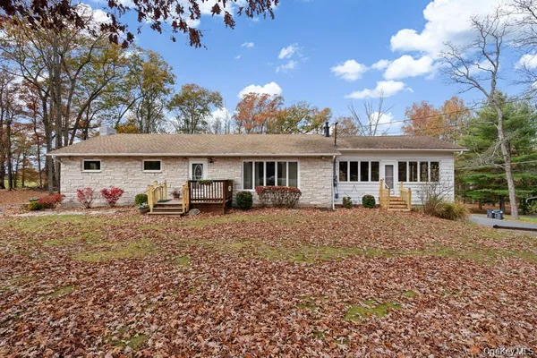 $2,650 | 7 Red Top Road, Unit 1, Wallkill, NY 12589