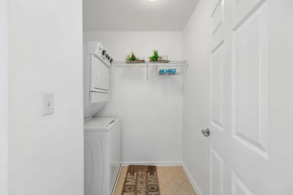 $460,000 | 3 Soho Drive, Unit 108, Jersey City, NJ 07305