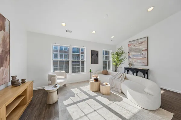 $460,000 | 3 Soho Drive, Unit 108, Jersey City, NJ 07305