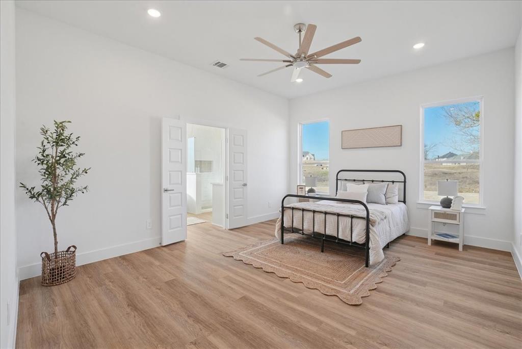 328 Slimp Bluff Azle, TX 76020 - Photo 16 of 39