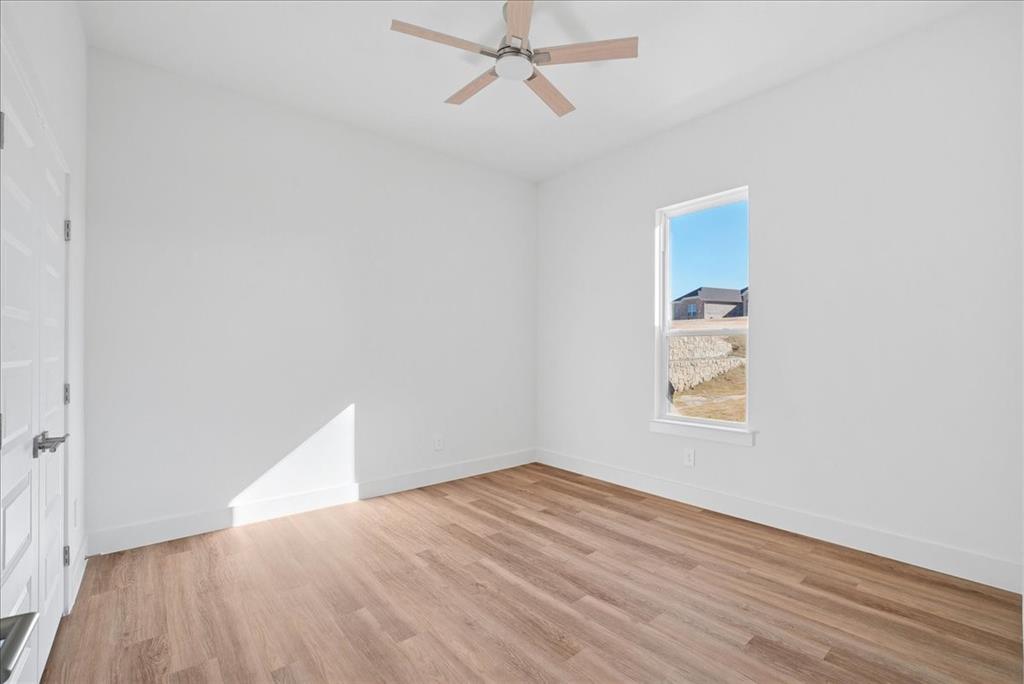 328 Slimp Bluff Azle, TX 76020 - Photo 27 of 39