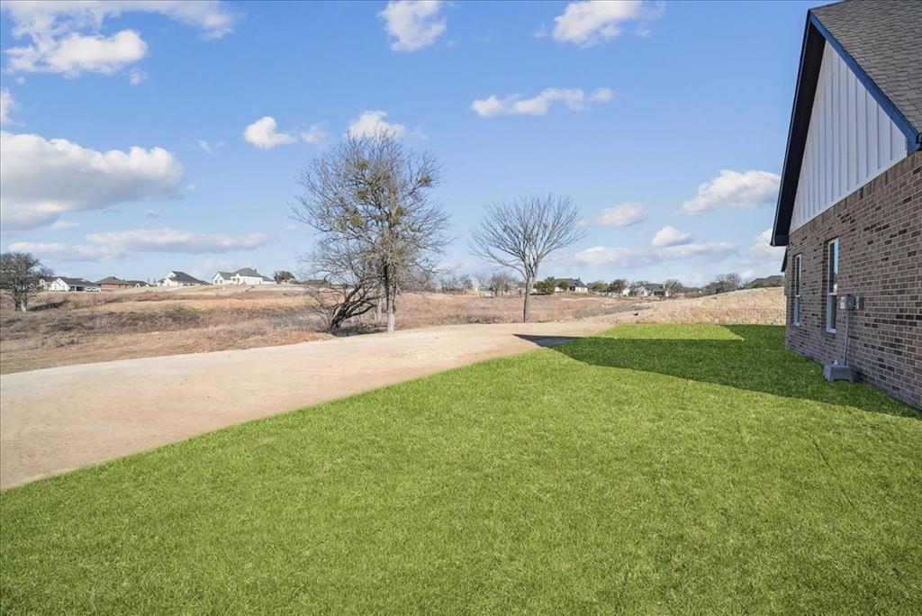 328 Slimp Bluff Azle, TX 76020 - Photo 32 of 39
