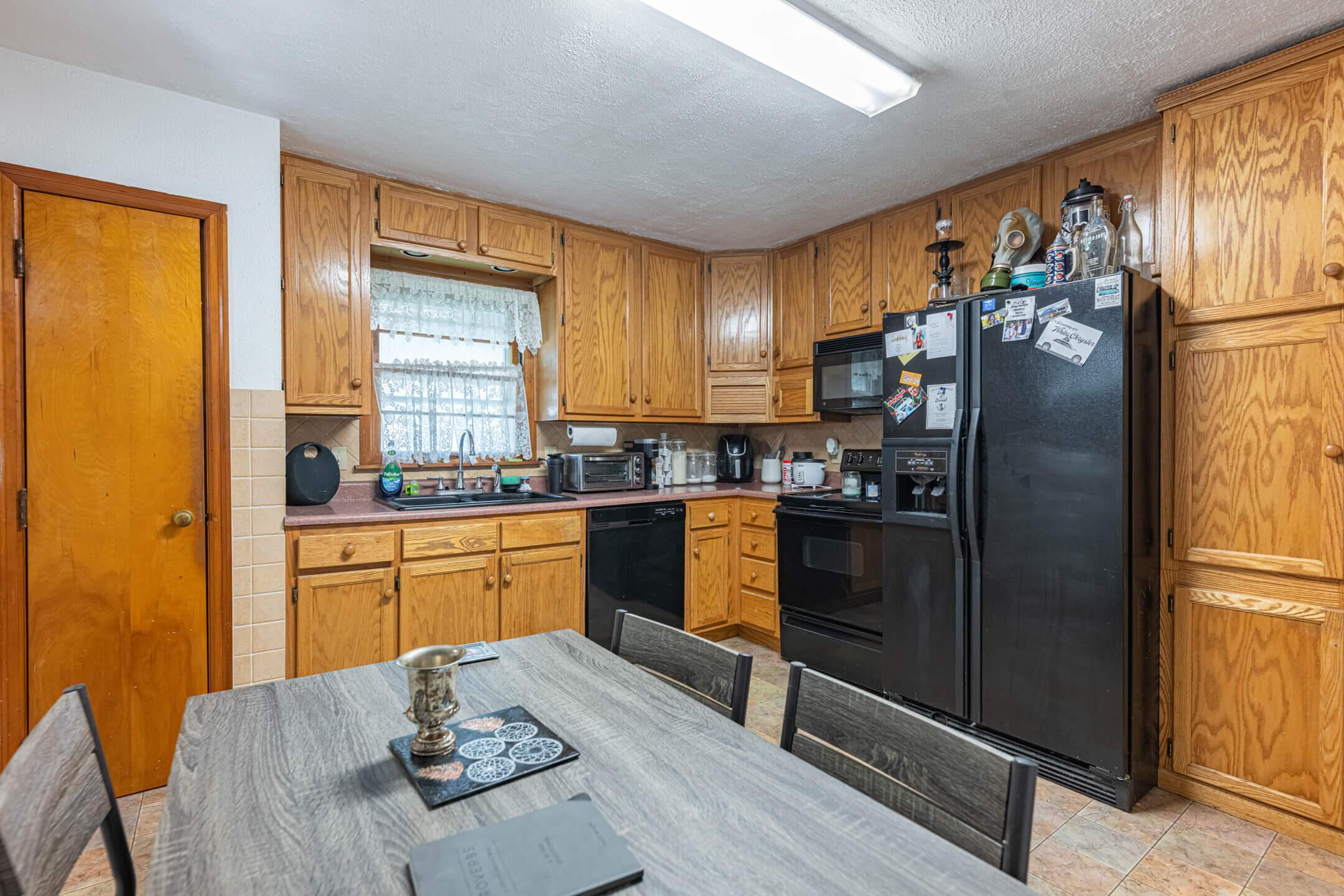 1100 West North Street Springfield, OH 45504 - Photo 9 of 34 1100 W North St-6
