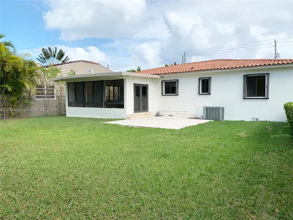 $7,000 | 7750 Noremac Avenue, Miami Beach, FL 33141