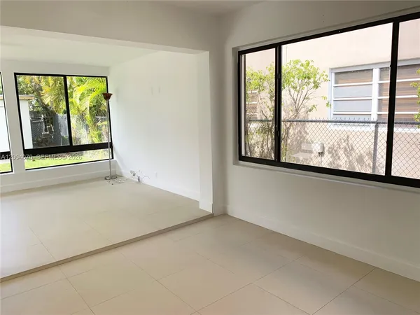 $7,000 | 7750 Noremac Avenue, Miami Beach, FL 33141