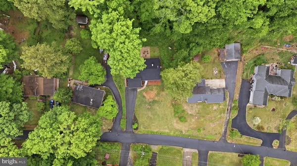 $525,000 | 18328 Sharon Road, Triangle, VA 22172
