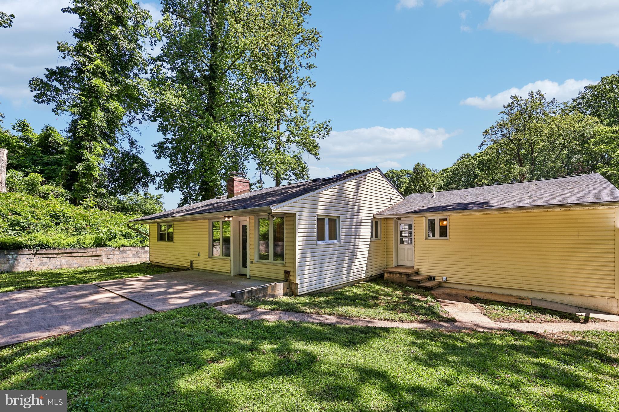 18328 Sharon Road Triangle, VA 22172 - Photo 46 of 61