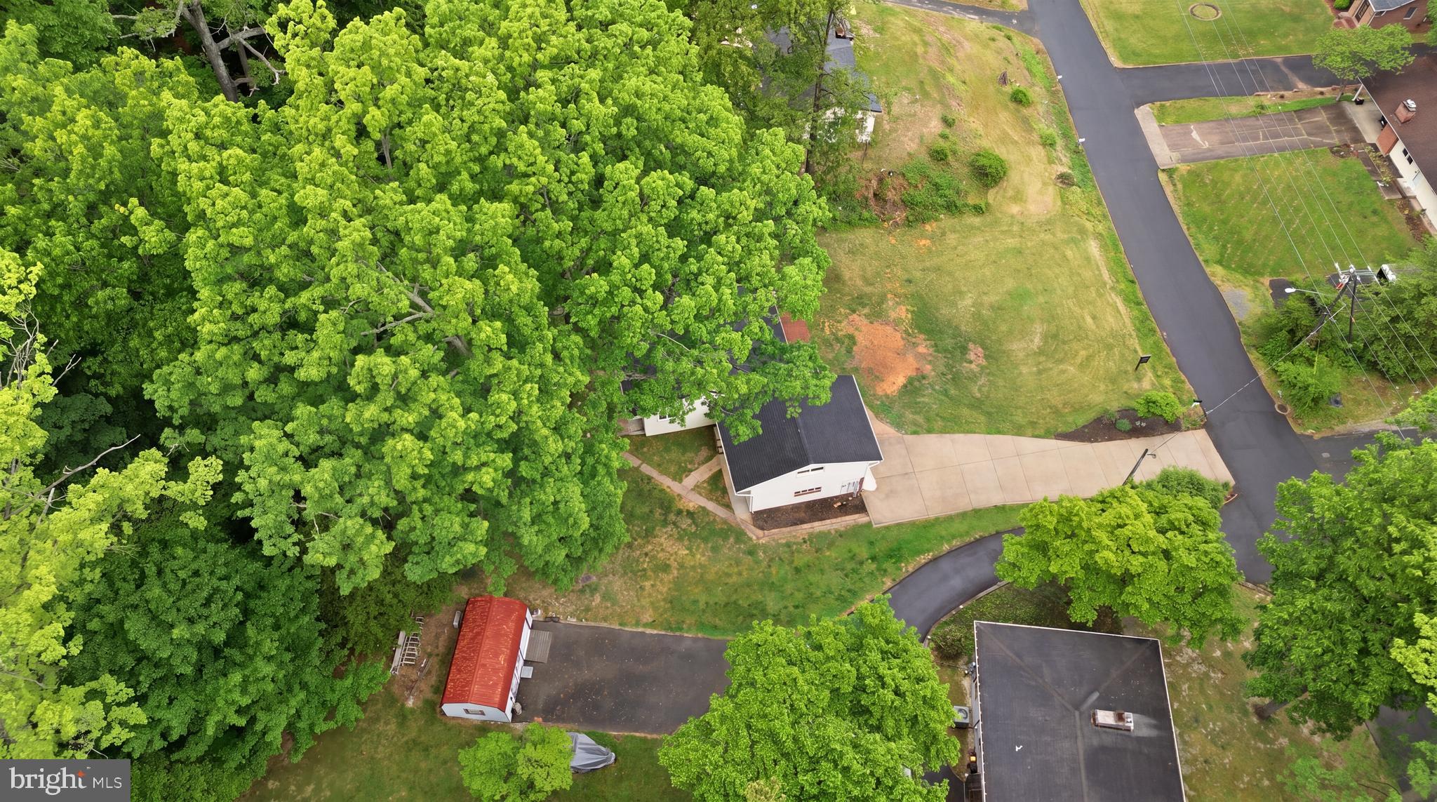 18328 Sharon Road Triangle, VA 22172 - Photo 5 of 20