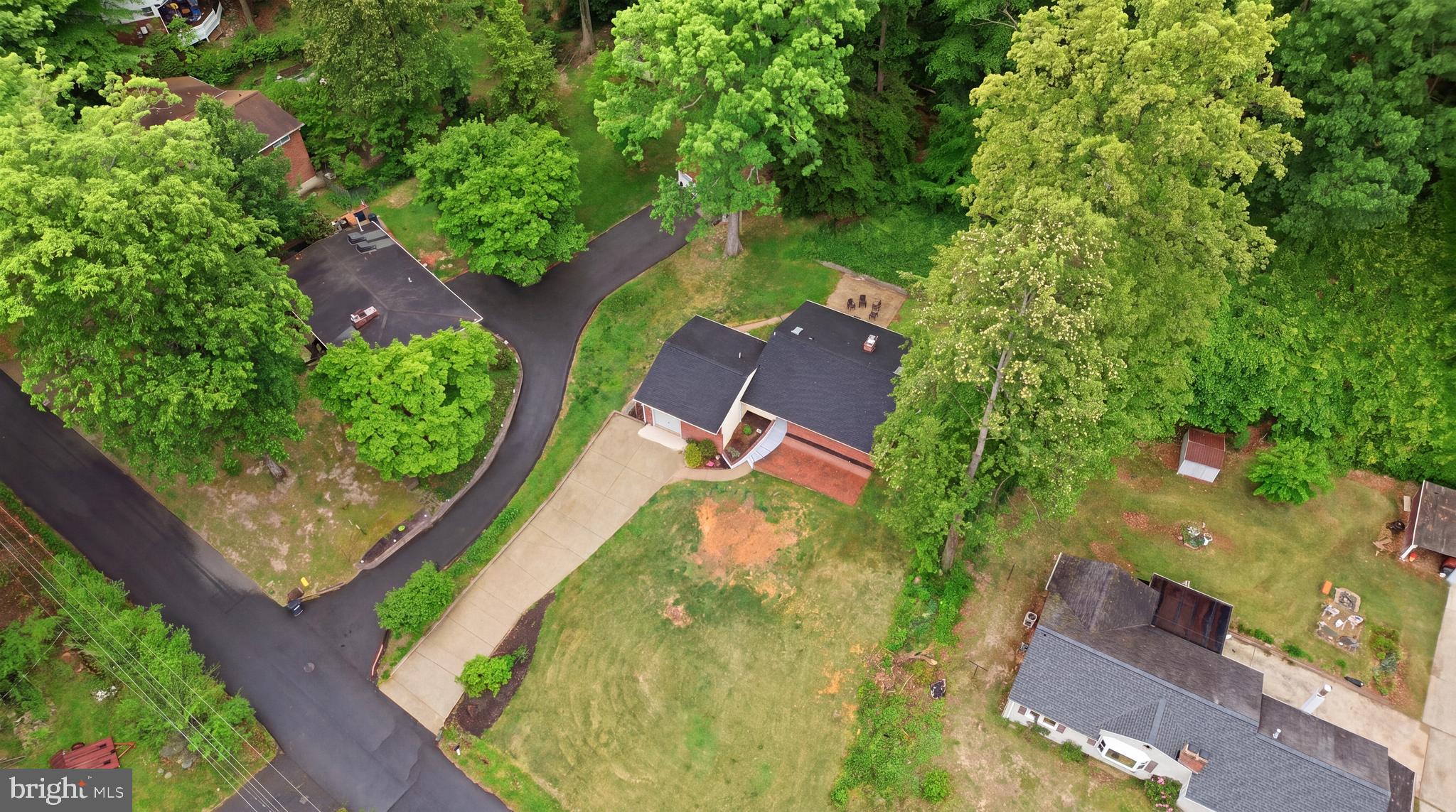 18328 Sharon Road Triangle, VA 22172 - Photo 8 of 20