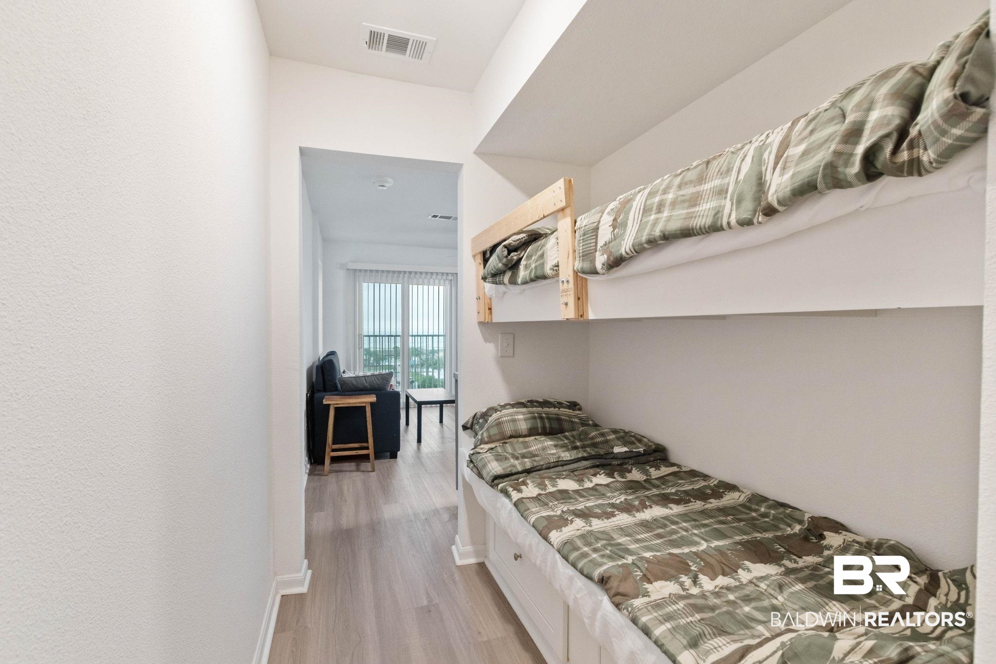 400 Plantation Road, Unit 4501 Gulf Shores, AL 36542 - Photo 12 of 30 Built-in bunk beds with individual lighting and integrated drawer storage