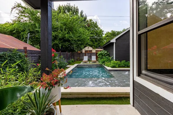 $12,000 | 1709 Alta Vista Avenue, Austin, TX 78704