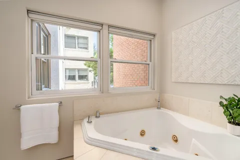$975,000 | 1213 N Street Northwest, Unit A, Washington, DC 20005