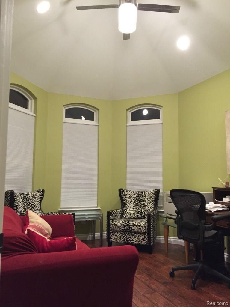 3445 Hazelton Avenue Rochester, MI 48307 - Photo 14 of 26 library2.jpg
