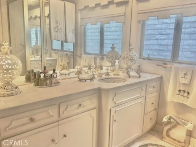 $2,375,000 | 730 Santiago Avenue, Long Beach, CA 90804