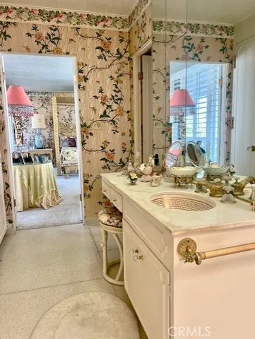 $2,375,000 | 730 Santiago Avenue, Long Beach, CA 90804