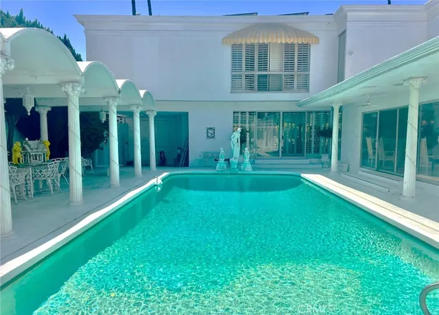 $2,375,000 | 730 Santiago Avenue, Long Beach, CA 90804