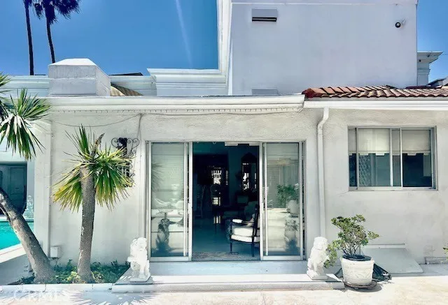 $2,375,000 | 730 Santiago Avenue, Long Beach, CA 90804