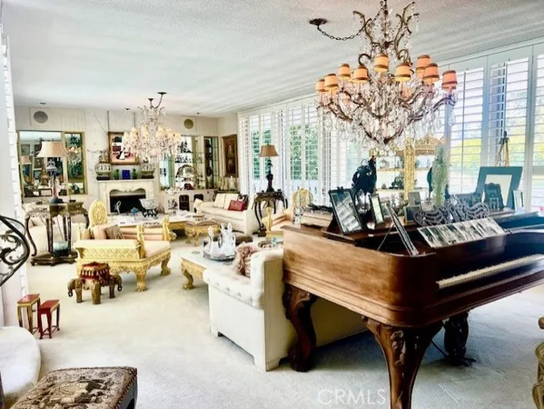 $2,319,000 | 730 Santiago Avenue, Long Beach, CA 90804