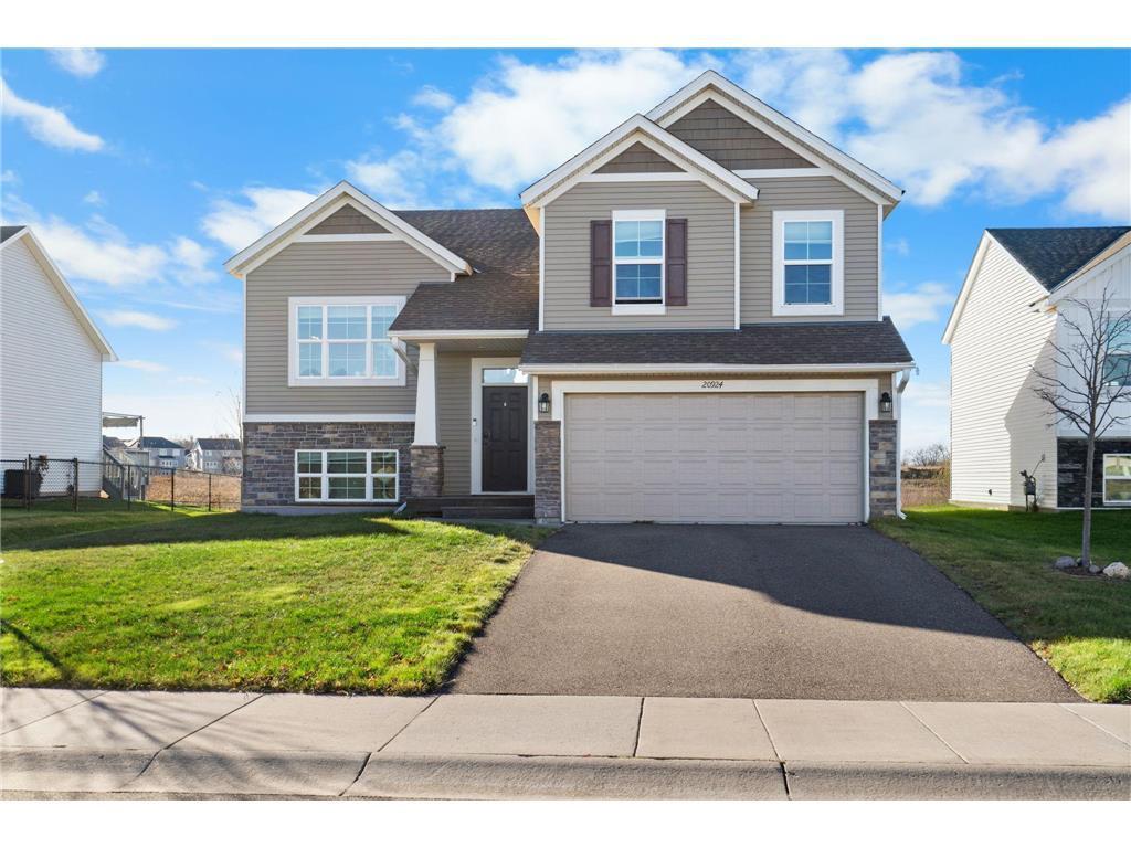 20924 Hardwood Road North Forest Lake, MN 55025 - Photo 2 of 43