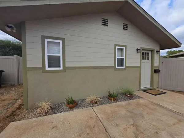 $2,695 | 10579 Oak Creek Drive, Unit A, Lakeside, CA 92040