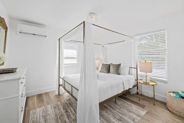 $1,200,000 | 311 Southeast 3rd Avenue, Delray Beach, FL 33483