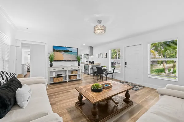 $1,200,000 | 311 Southeast 3rd Avenue, Delray Beach, FL 33483