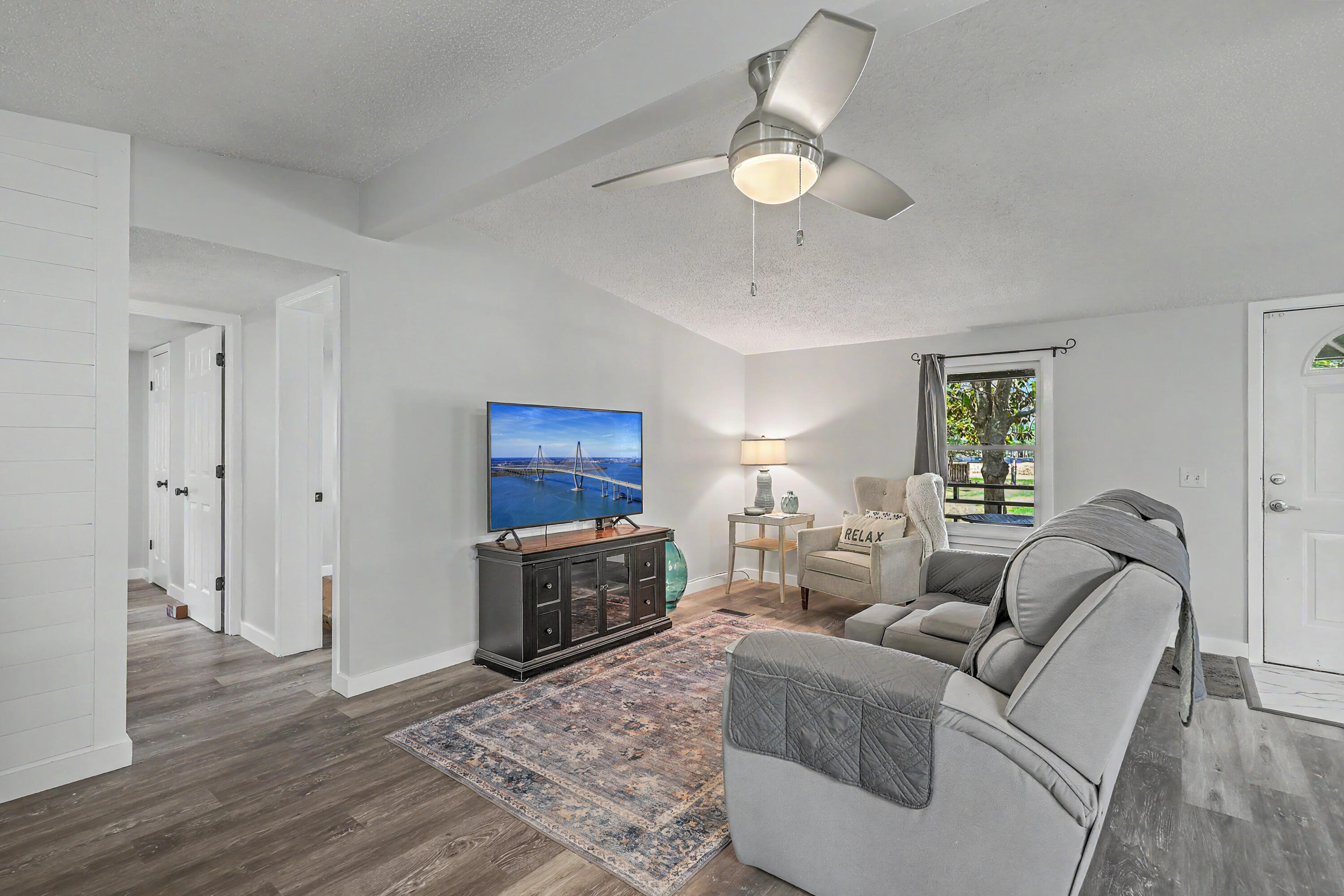 5709 Old Jacksonboro Road Ravenel, SC 29470 - Photo 8 of 34 Welcome in!