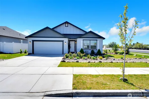 $395,000 | 4735 West Cottontail Street, Moses Lake, WA 98837
