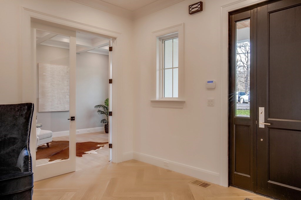 62 Carlton Road Newton, MA 02468 - Photo 4 of 40