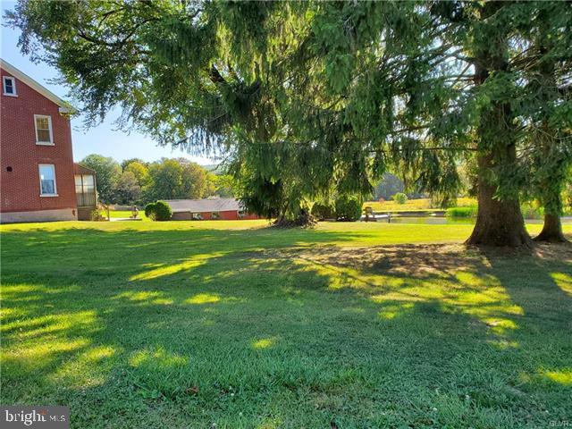 1196 Valley Road Tamaqua, PA 18252 - Photo 11 of 48 Gallery Image 11
