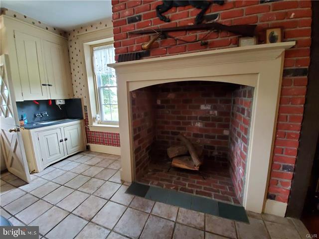 1196 Valley Road Tamaqua, PA 18252 - Photo 16 of 48 Gallery Image 16