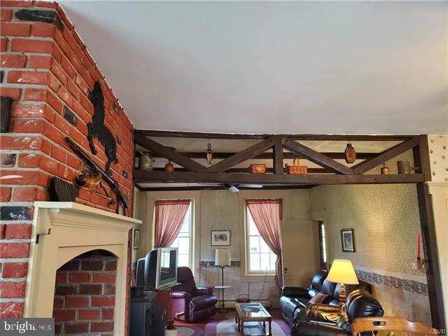 1196 Valley Road Tamaqua, PA 18252 - Photo 19 of 48 Gallery Image 19