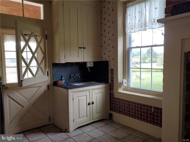 1196 Valley Road Tamaqua, PA 18252 - Photo 20 of 48 Gallery Image 20
