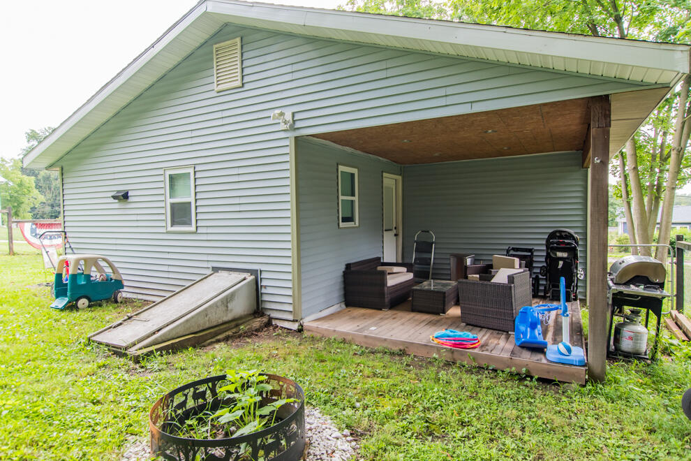 529 Clinton Street Marshall, MI 49068 - Photo 10 of 32 RN5_4230