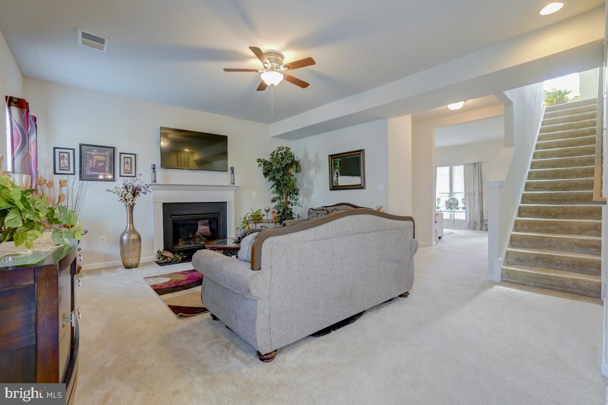 9508 Fall Haven Road Fredericksburg, VA 22407 - Photo 9 of 31 Gallery Image 9