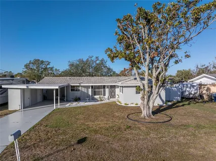 $430,000 | 811 Camellia Avenue, Ellenton, FL 34222