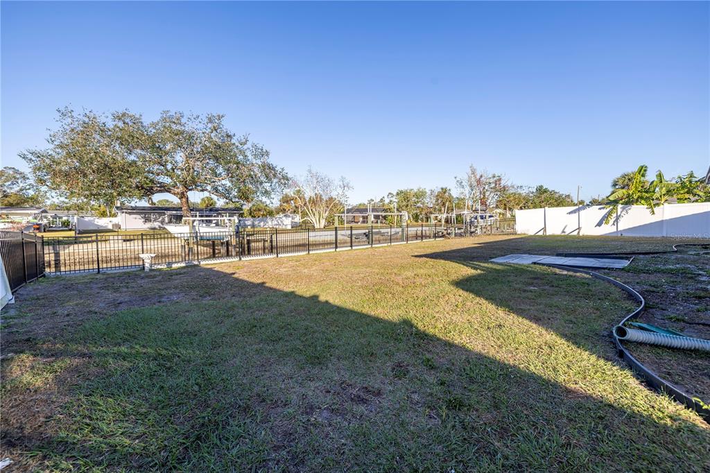 811 Camellia Avenue Ellenton, FL 34222 - Photo 39 of 55