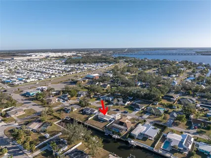 $430,000 | 811 Camellia Avenue, Ellenton, FL 34222