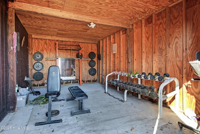 $625,000 | 229 Treehaven Lane, Jacksonville, NC 28540