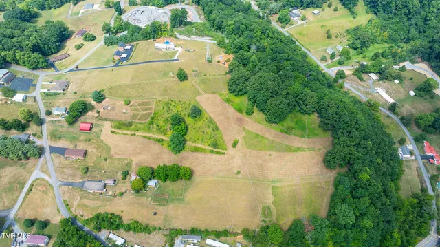 $395,000 | 335 McKenzie Drive, Kingsport, TN 37660